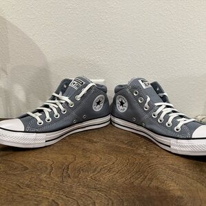 Brand new never worn Converse blue size 8